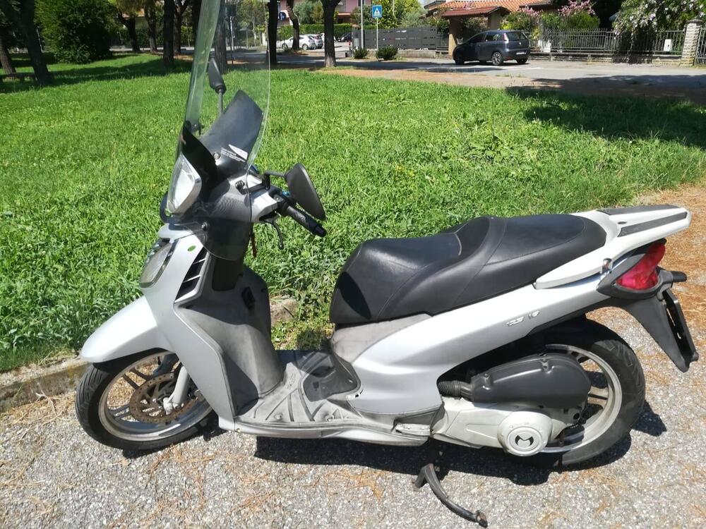 Malaguti Centro 125 i.e. SL (2010 - 11) (3)