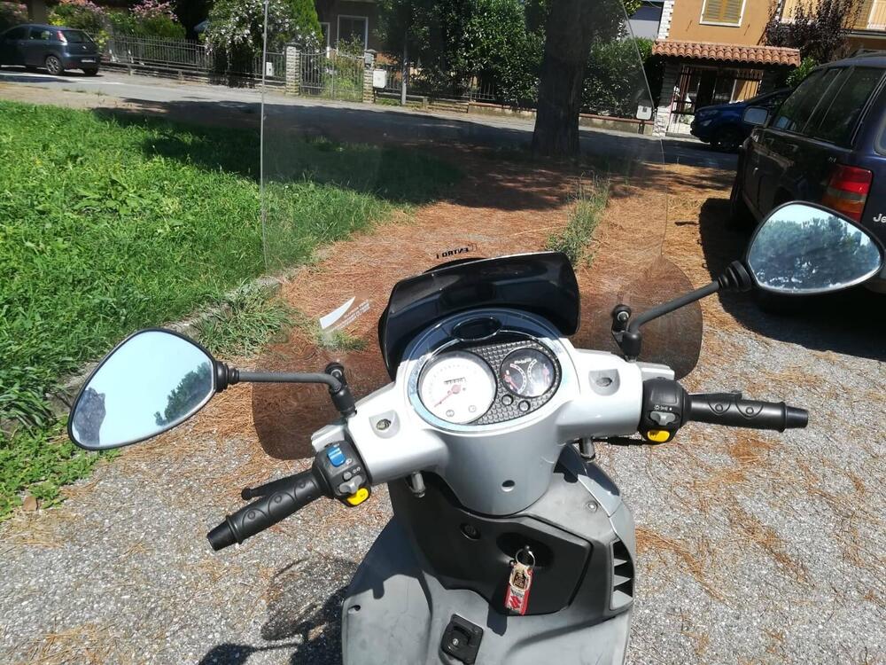 Malaguti Centro 125 i.e. SL (2010 - 11) (5)