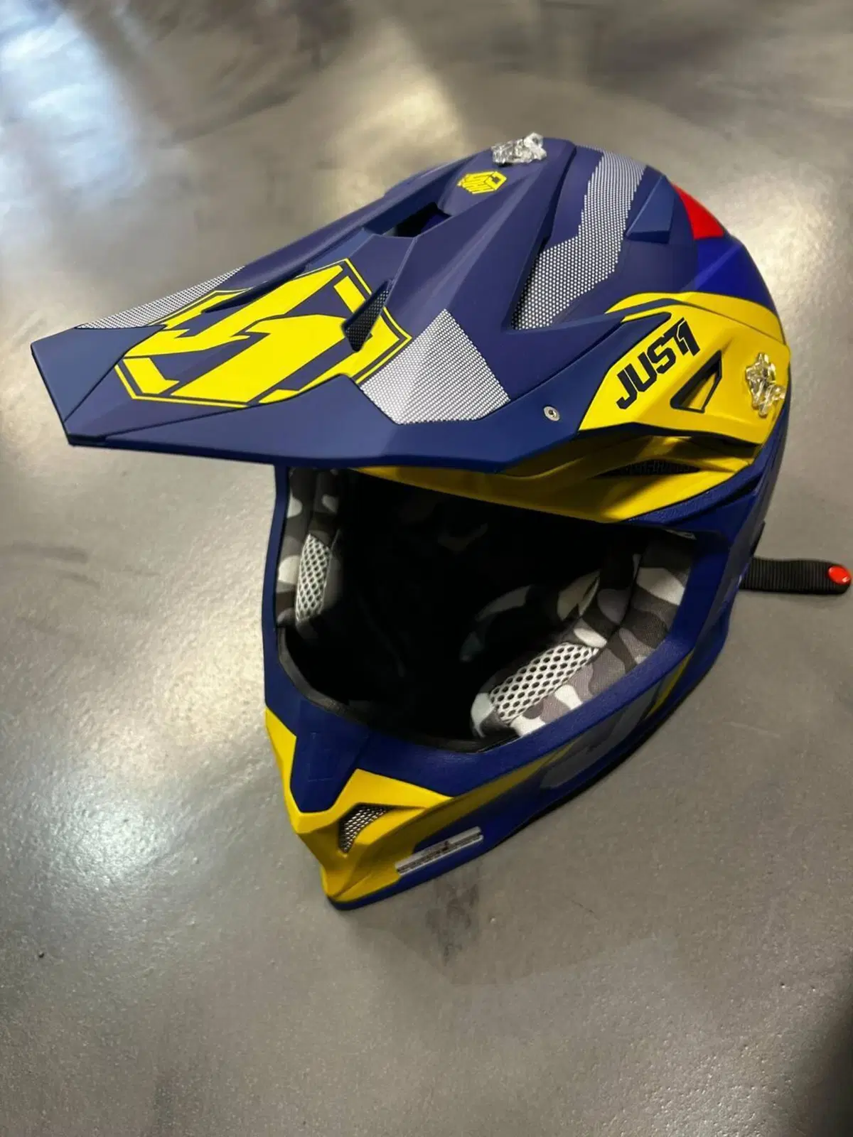 Casco J39 Just1 (2)