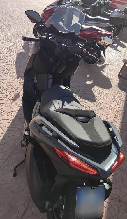Yamaha X-Max 300 Tech Max (2021 - 24) (3)