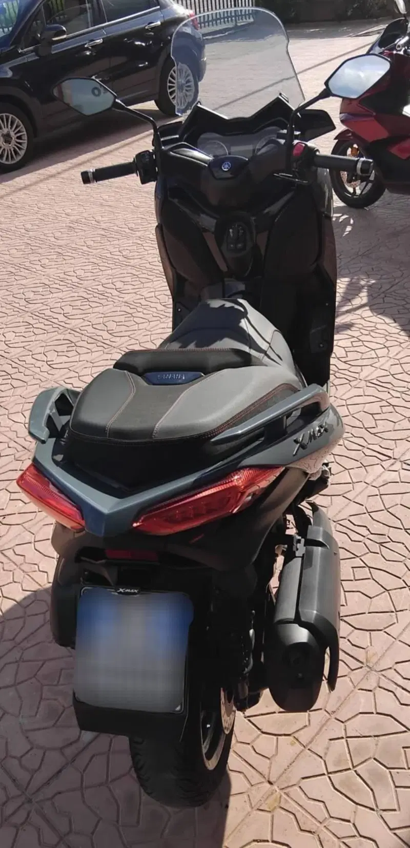 Yamaha X-Max 300 Tech Max (2021 - 24) (4)