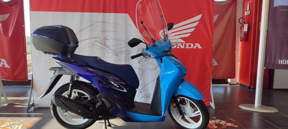 Honda SH 125i Sport (2024 - 25) (2)