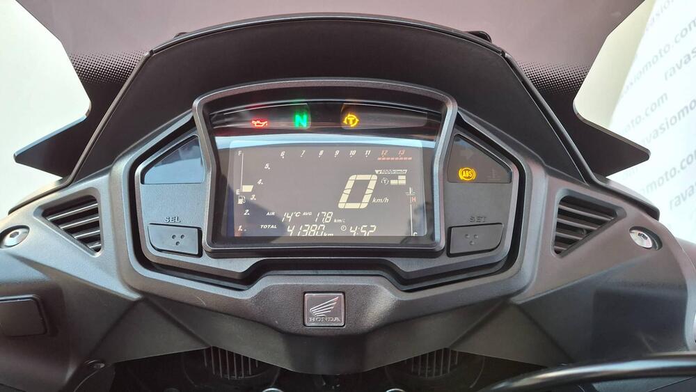 Honda Crossrunner ABS (2015 - 16) (4)