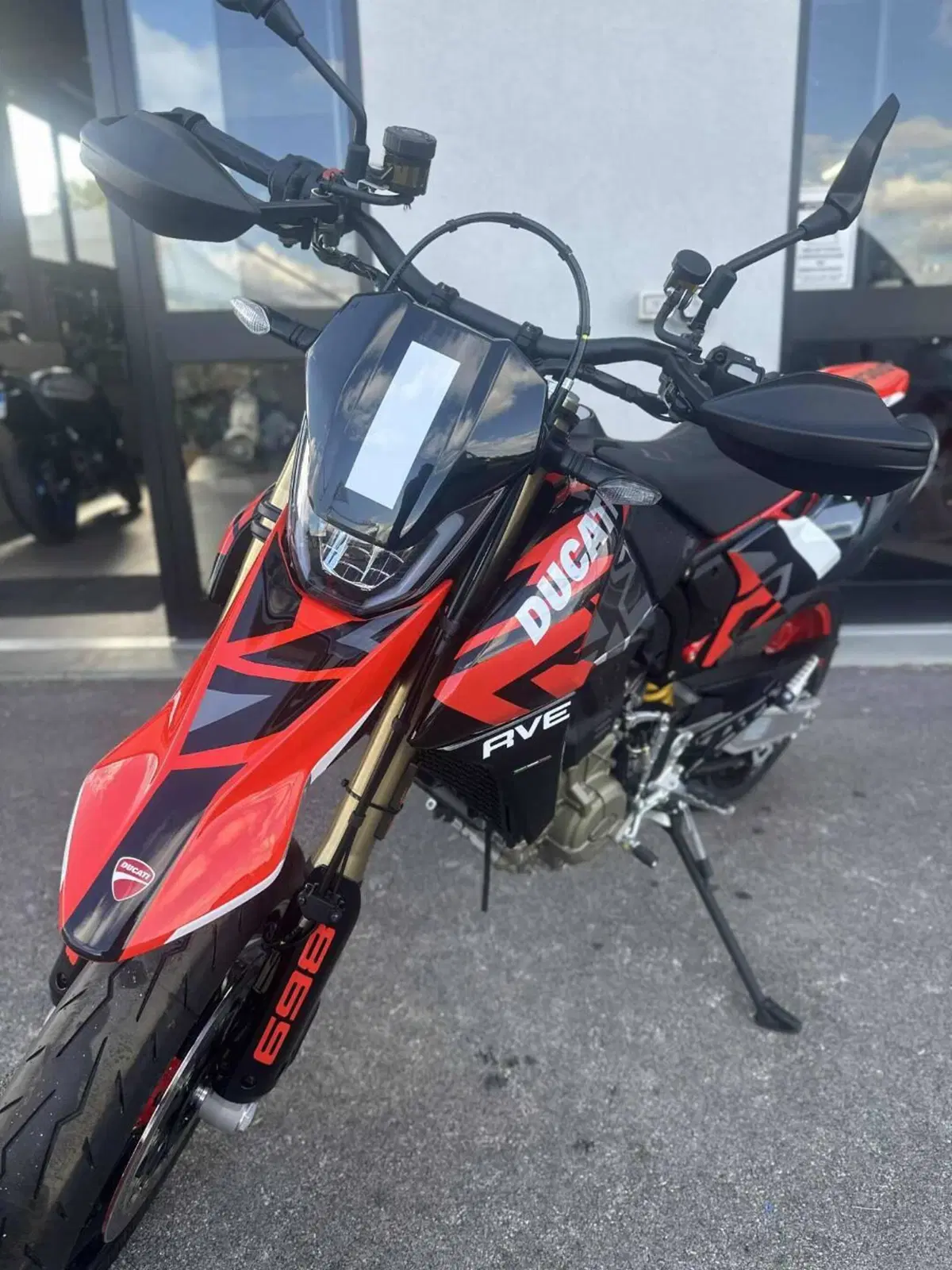 Ducati Hypermotard 698 Mono RVE (2024 - 26) (10)