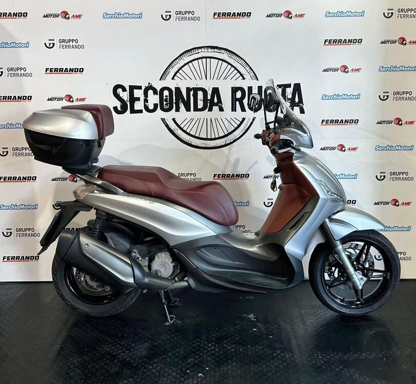Piaggio Beverly 350 SportTouring ie ABS (2011 - 17)