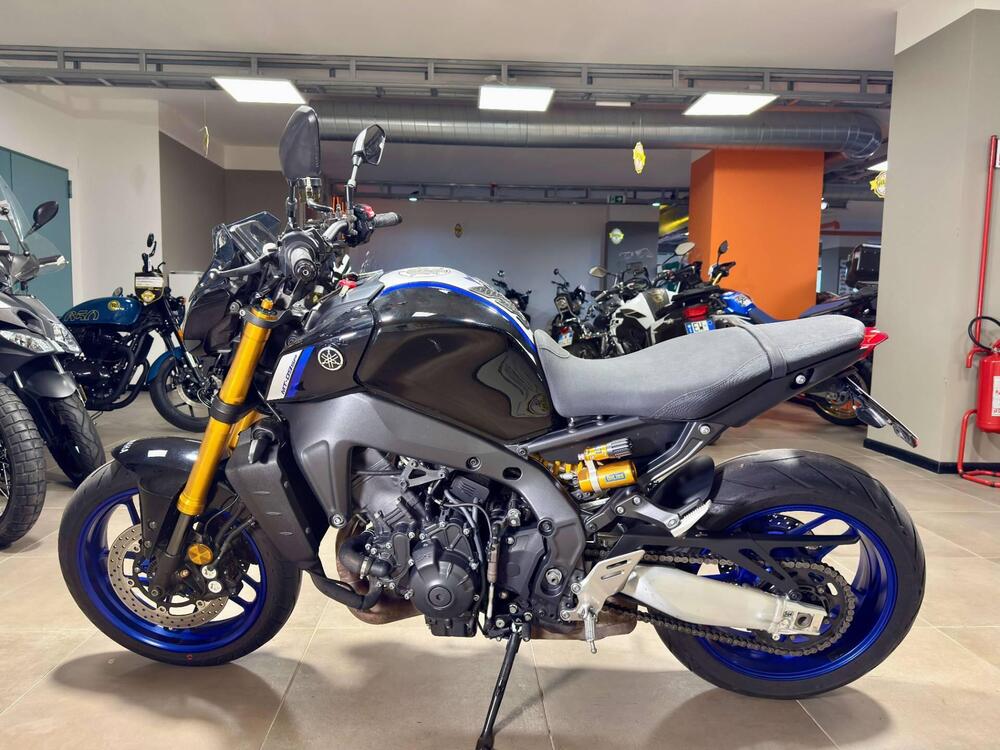 Yamaha MT-09 SP (2021 - 23) (4)
