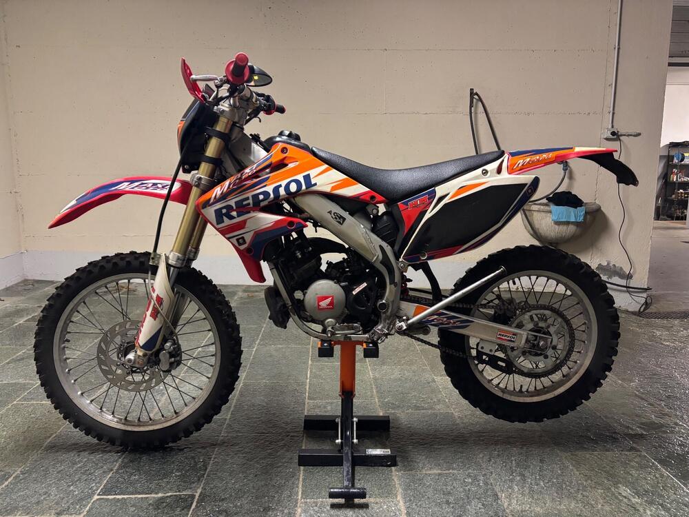 HM CRE 50 Six Competition (2011 - 15) (4)