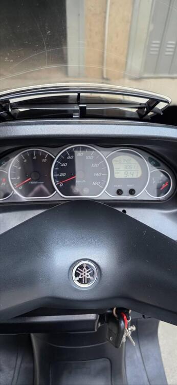 Yamaha Majesty 250 (1999 - 06) (2)