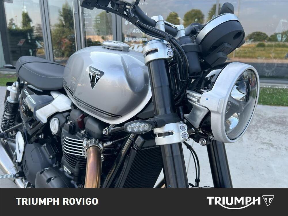 Triumph Speed Twin 1200 (2025) (2)