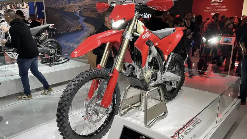 Ducati presenta la prima moto da enduro di Borgo Panigale ad EICMA 2025 [VIDEO]