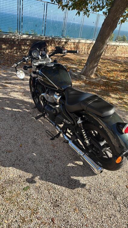 Royal Enfield Super Meteor 650 (2023 - 25) (4)