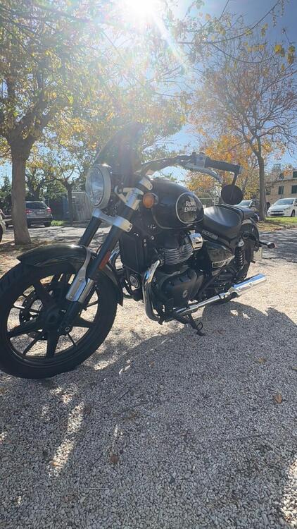 Royal Enfield Super Meteor 650 (2023 - 25) (5)