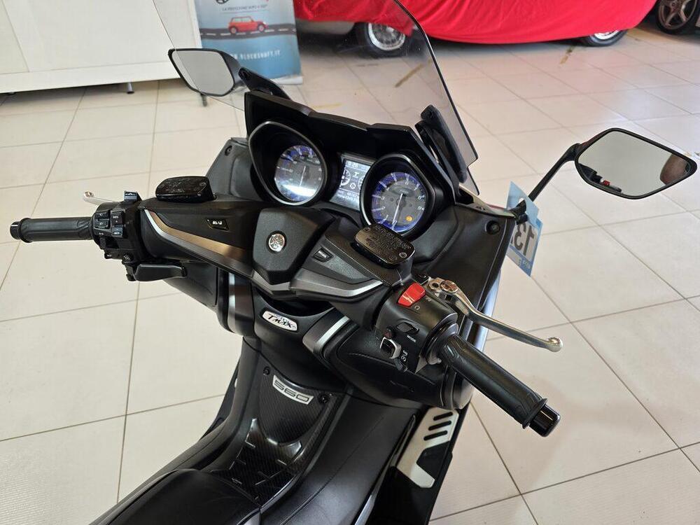 Yamaha T-Max 560 (2020 - 21) (5)