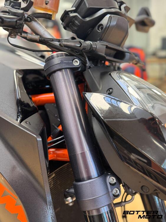 KTM 1290 Super Duke R ABS (2014 - 16) (4)