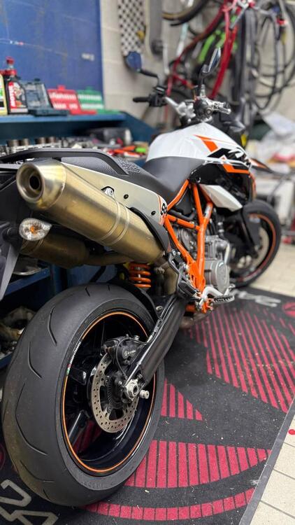 KTM 990 Supermoto R (2012 - 13) (2)