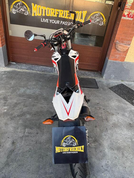 Betamotor RR 125 4T Motard LC (2018 - 20) (5)