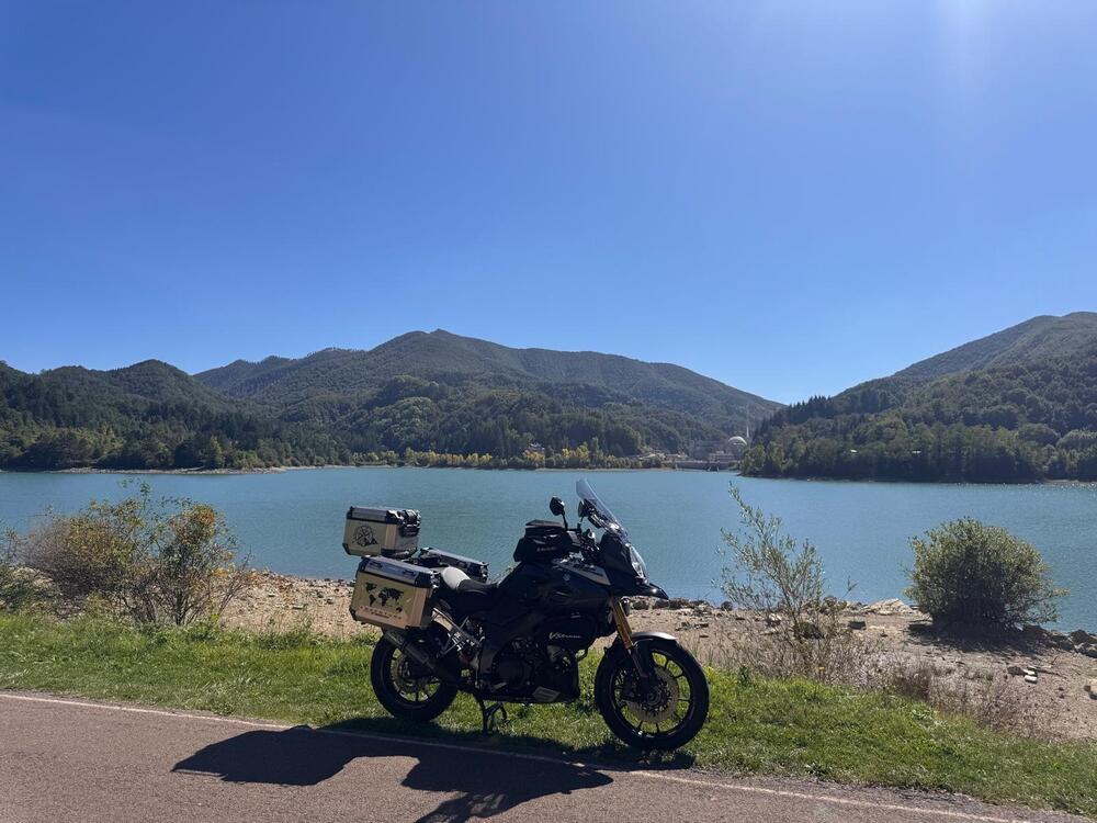 Suzuki V-Strom 1000 ABS No compromise LE (2015 - 17) (2)