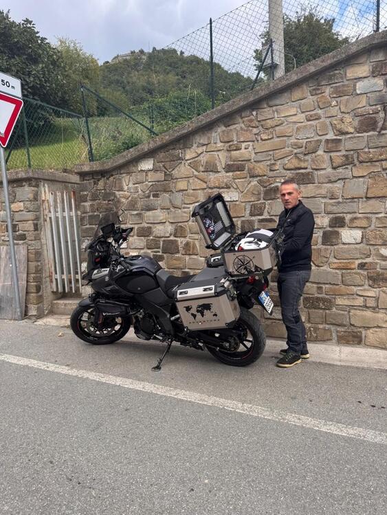 Suzuki V-Strom 1000 ABS No compromise LE (2015 - 17) (4)