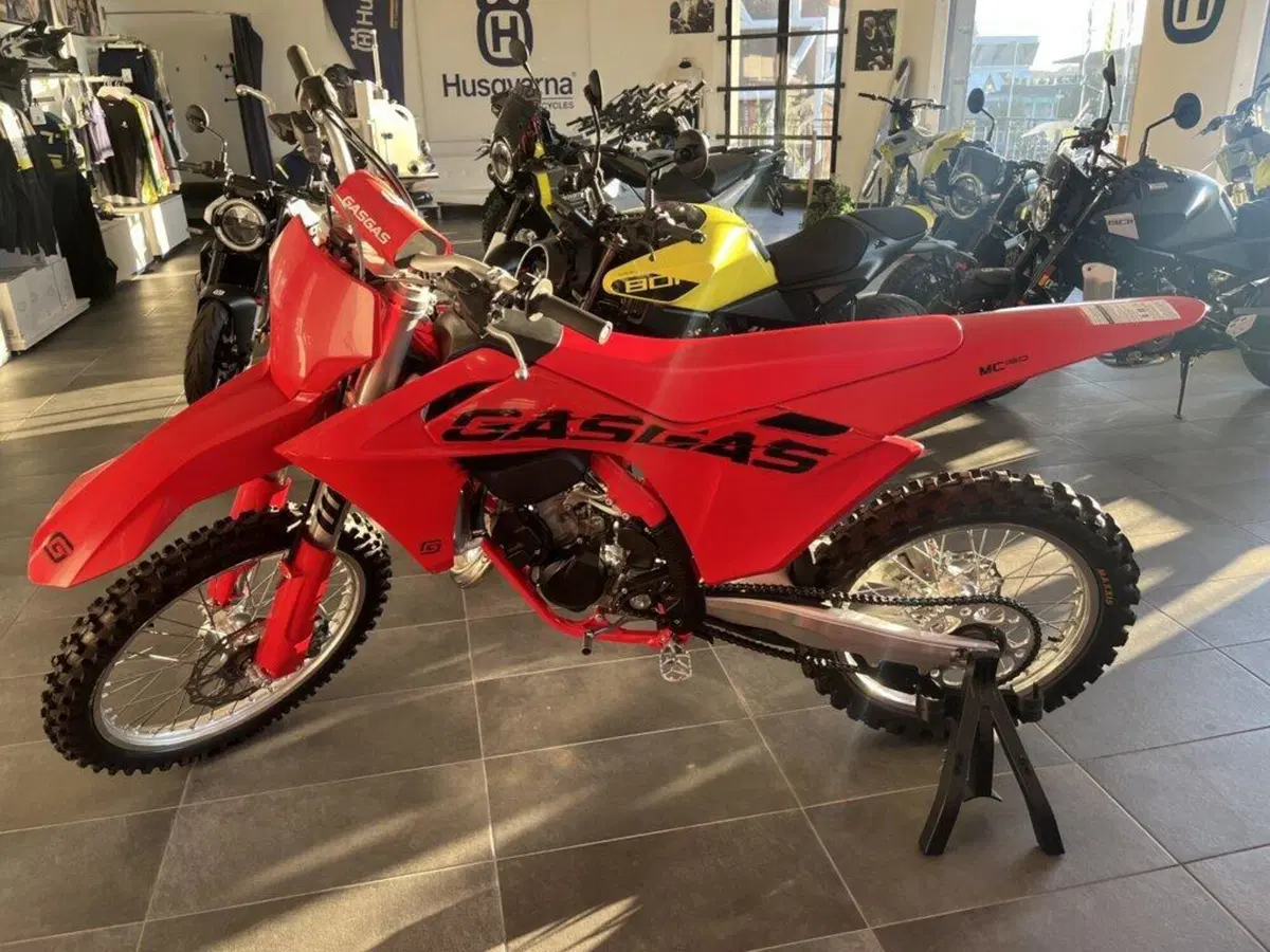 GASGAS MC 150 (2025) (3)