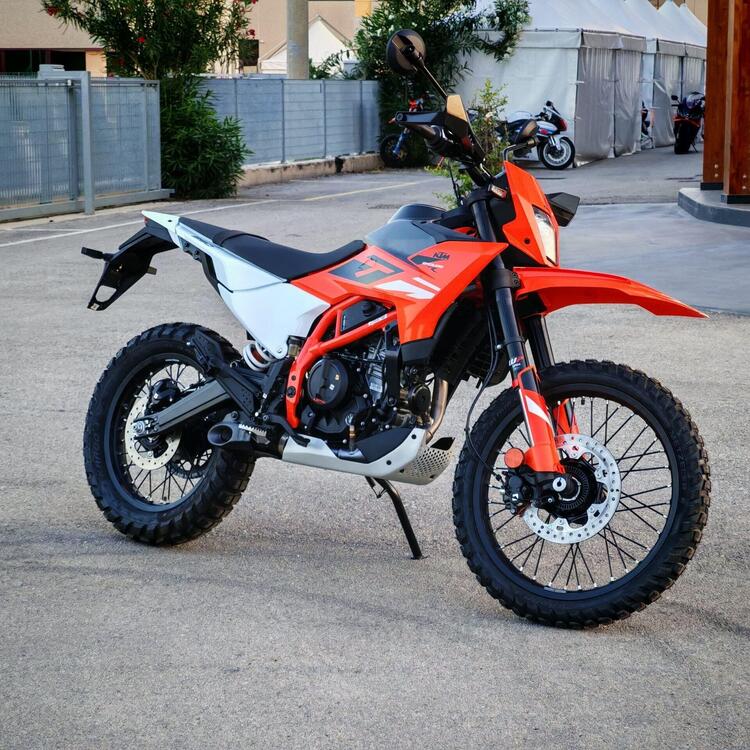 KTM 390 Enduro R (2025 - 26) (5)