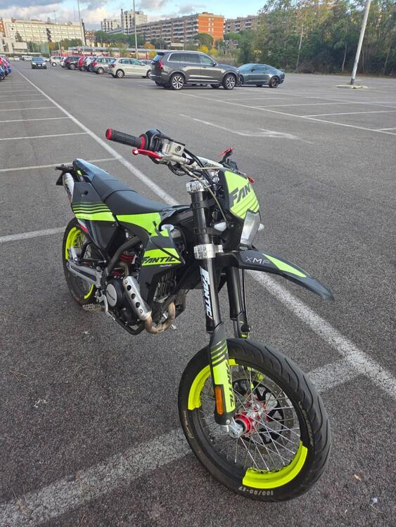 Fantic Motor XMF 125 Motard Performance 4T (2023 - 24) (3)