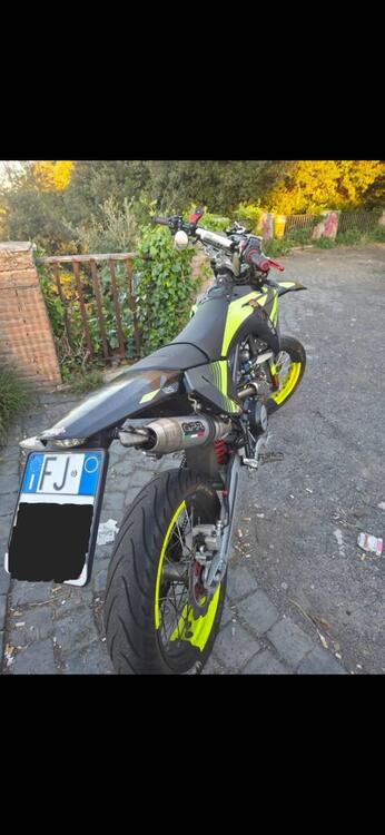 Fantic Motor XMF 125 Motard Performance 4T (2023 - 24) (4)