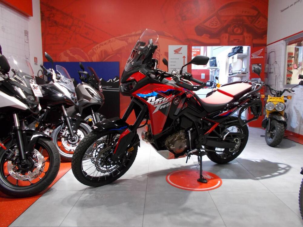 Honda Africa Twin CRF 1100L ES (2024 - 25) (3)