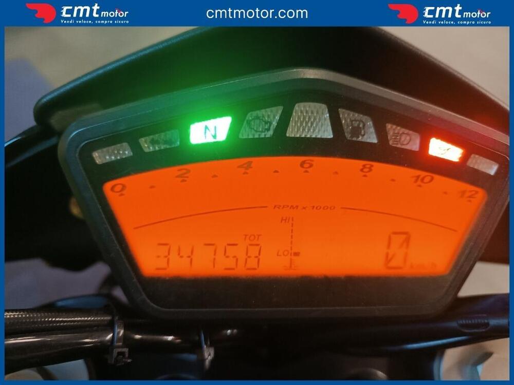 Ducati Hypermotard 796 (2012) (5)