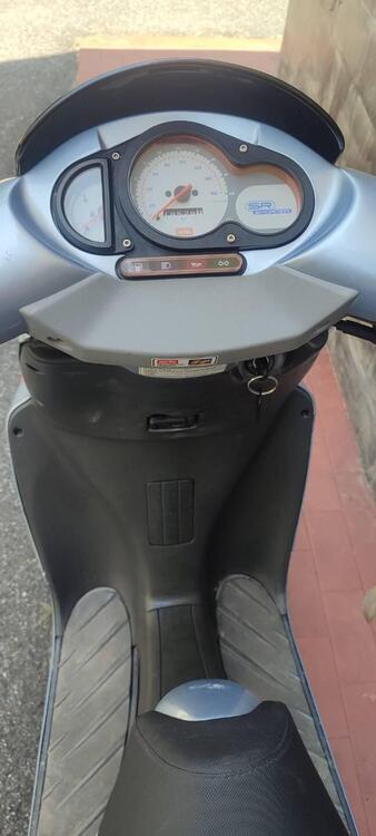 Aprilia SR 150 (1999 - 00) (3)