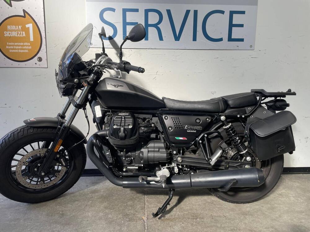 Moto Guzzi V9 Bobber (2021 - 25) (2)