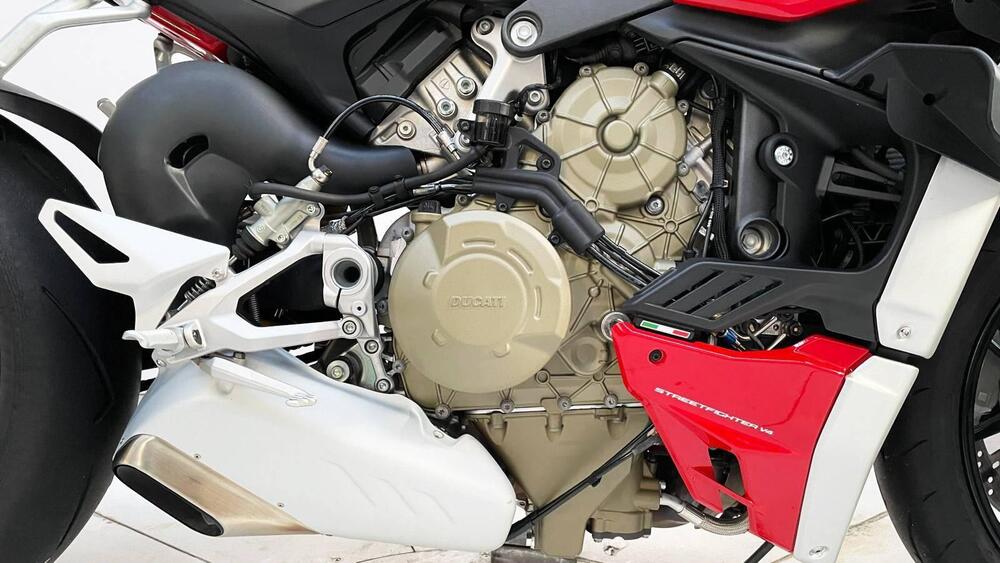 Ducati Streetfighter V4 1100 (2021 - 22) (4)