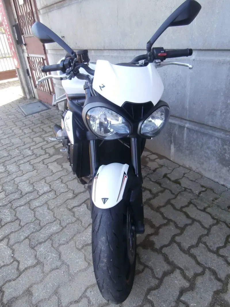 Triumph Street Triple R (2017 - 20) (8)