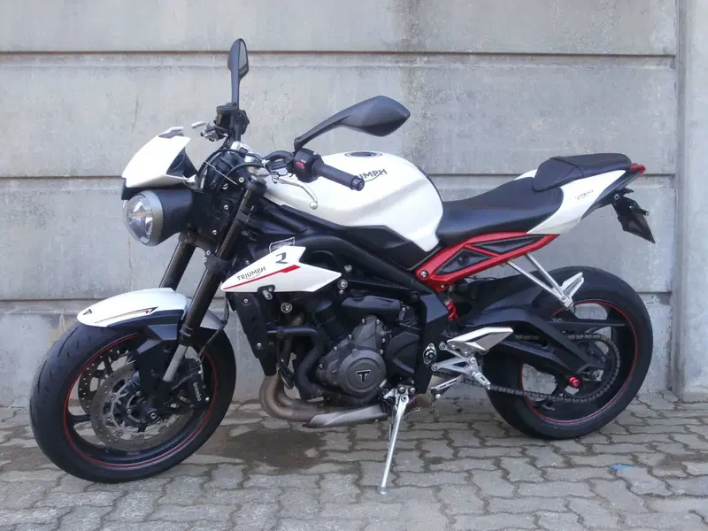 Triumph Street Triple R (2017 - 20) (2)