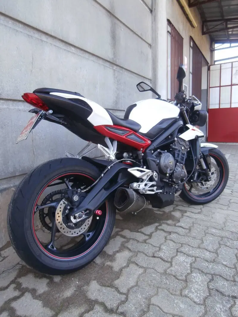 Triumph Street Triple R (2017 - 20) (9)