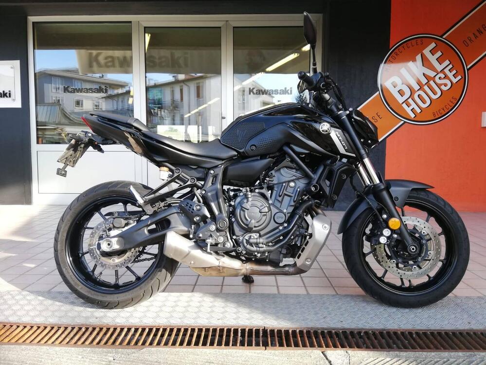 Yamaha MT-07 Pure (2023 - 25)