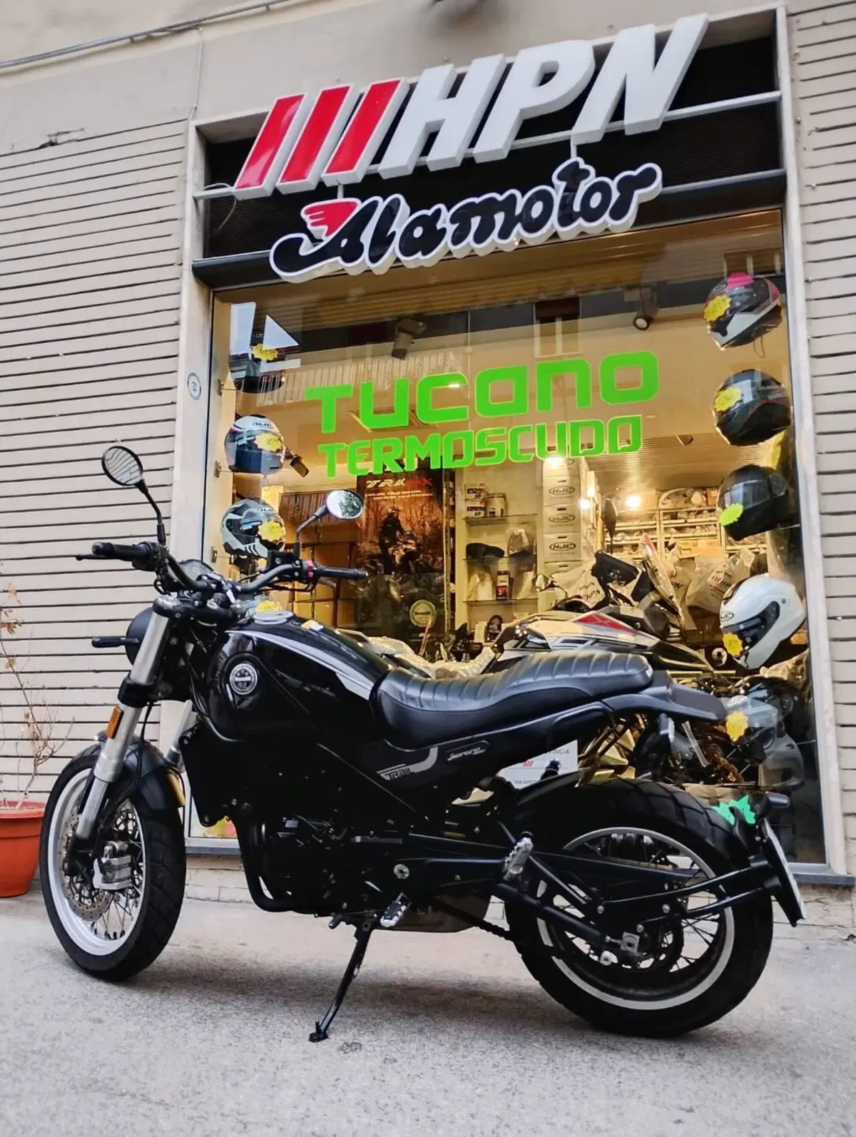 Benelli Leoncino 500 Trail (2021 - 26) (2)