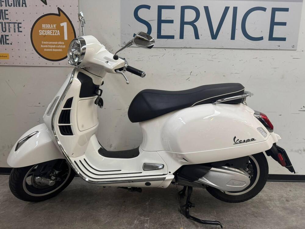 Vespa GTS 300 Super (2023 - 24) (2)