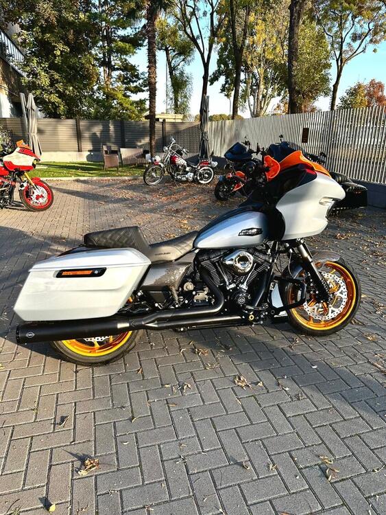 Harley-Davidson Road Glide (2024 - 25)
