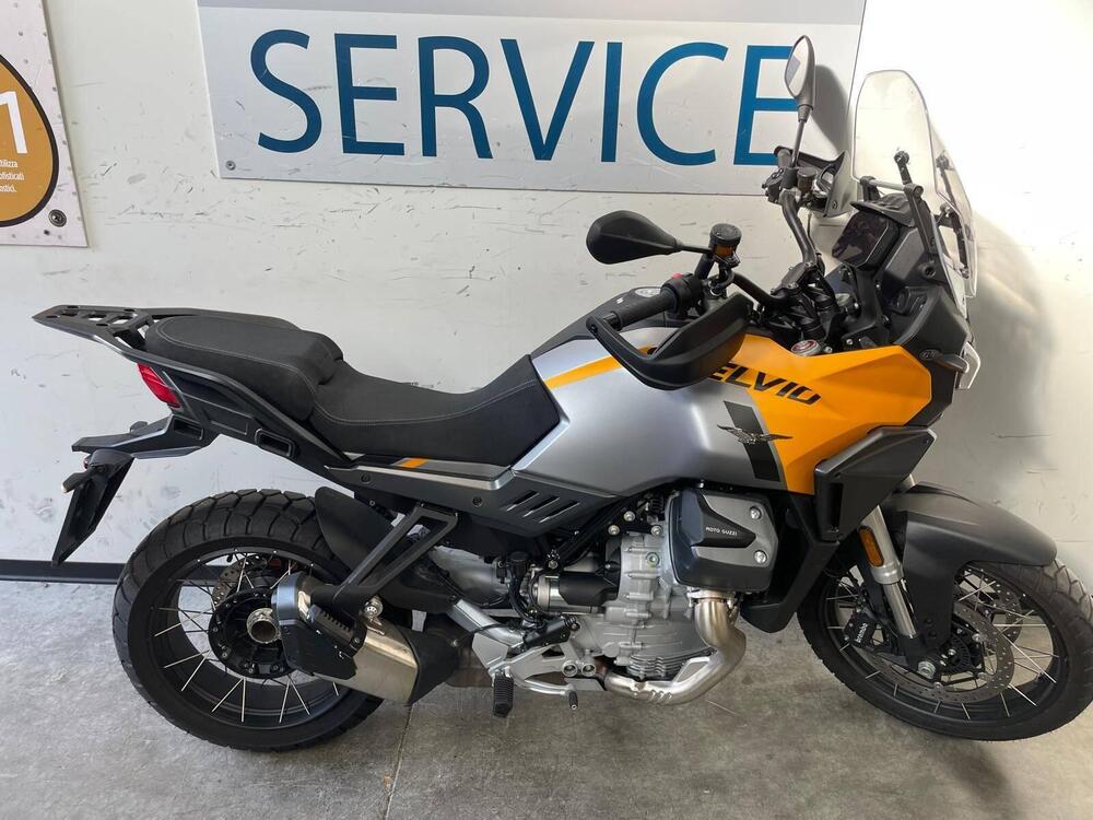 Moto Guzzi Stelvio (2024 - 25)