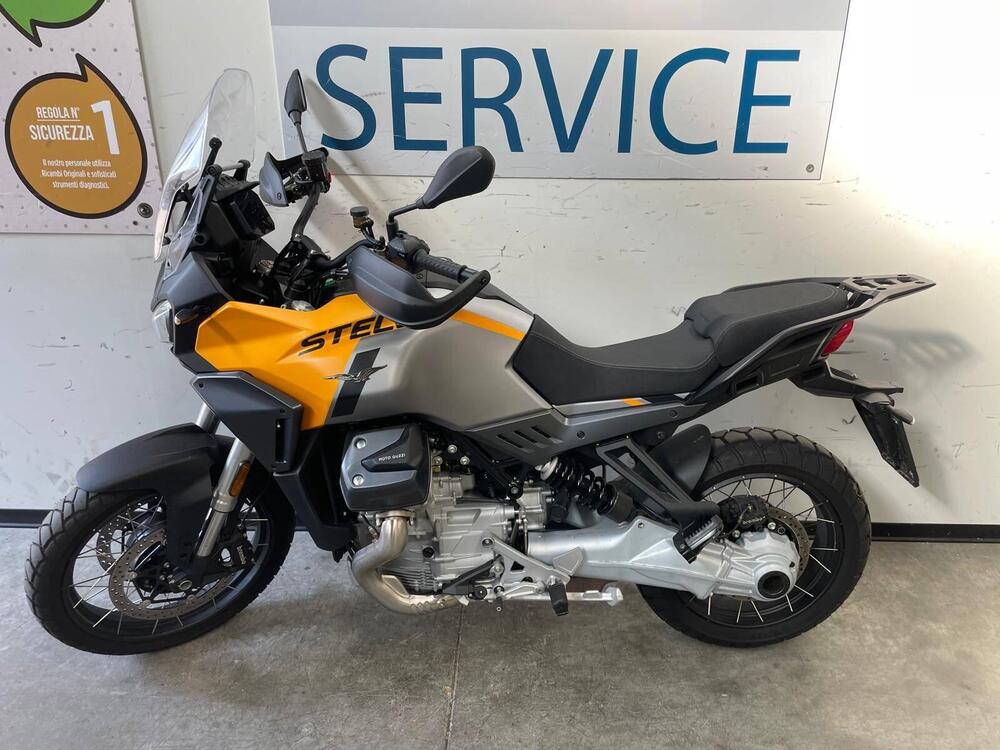 Moto Guzzi Stelvio (2024 - 25) (2)