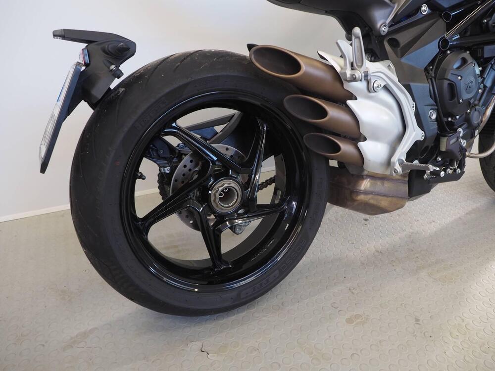 MV Agusta Brutale 800 EAS ABS (2016 - 19) (3)