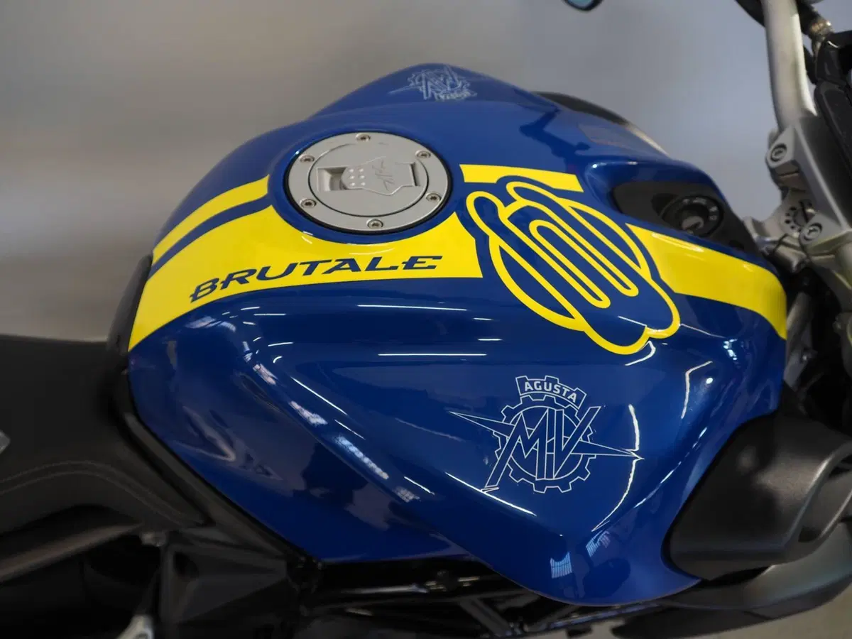 MV Agusta Brutale 800 EAS ABS (2016 - 19) (6)