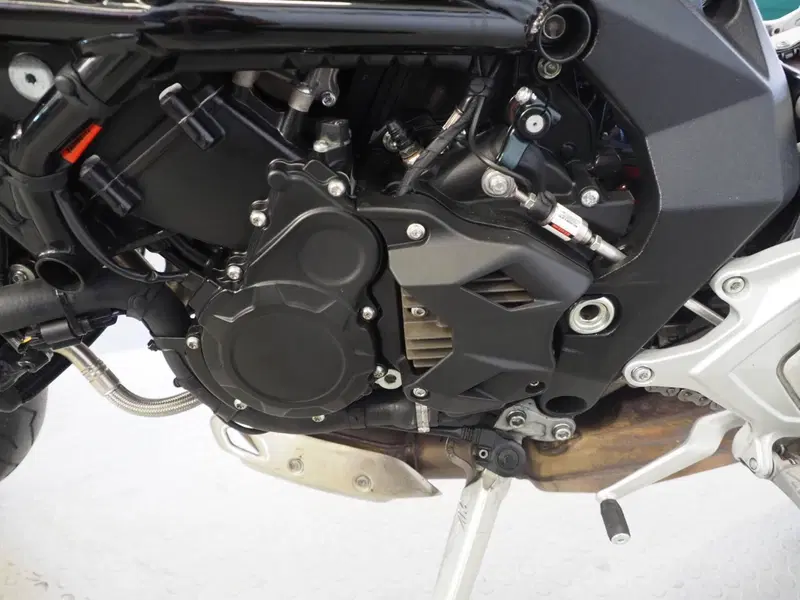MV Agusta Brutale 800 EAS ABS (2016 - 19) (7)