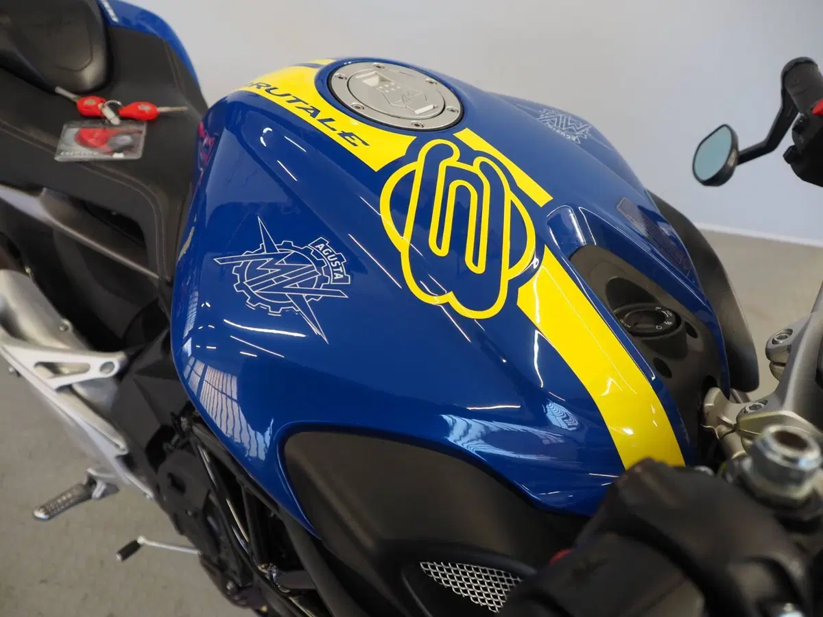 MV Agusta Brutale 800 EAS ABS (2016 - 19) (8)