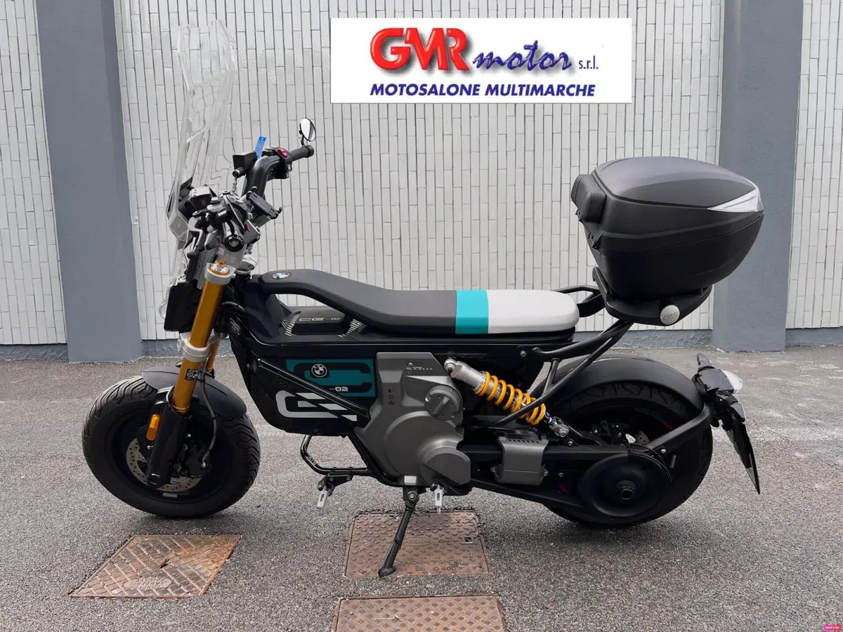 Bmw CE 02 (2024 - 26)