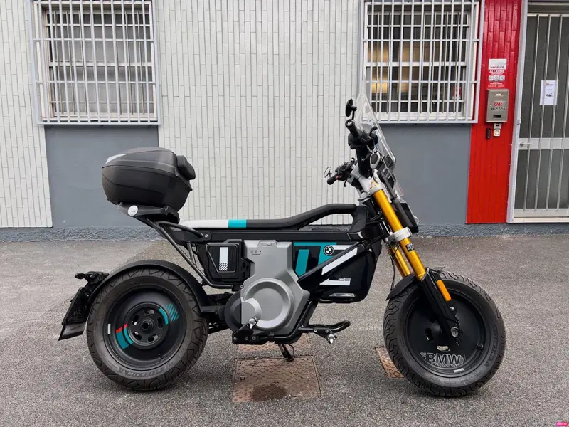 Bmw CE 02 (2024 - 26) (2)