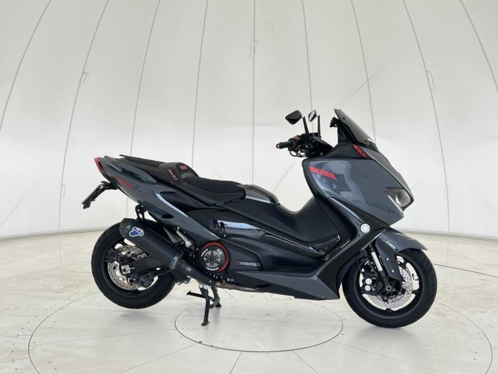 Yamaha T-Max 560 Tech Max (2020) (2)