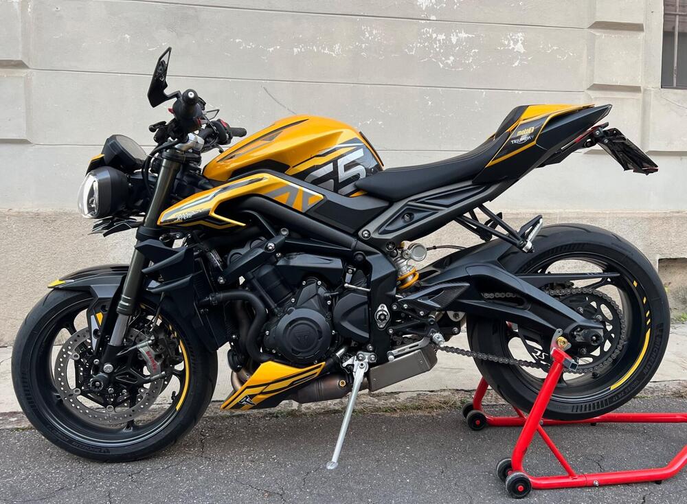 Triumph Street Triple 765 RS (2023 - 25) (4)