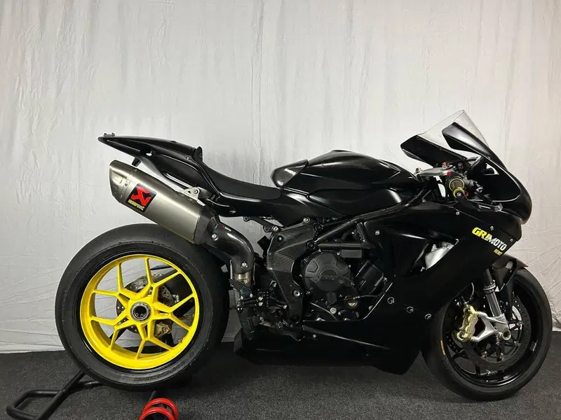 MV Agusta F3 675 (2011 - 15) (2)