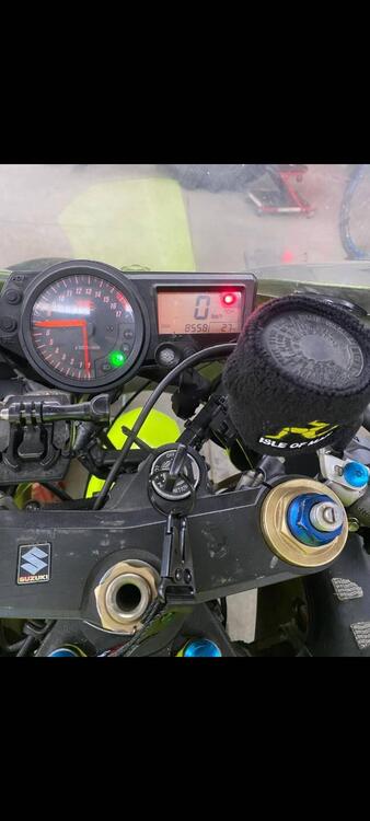 Suzuki GSX R 600 (2004 - 05) (2)